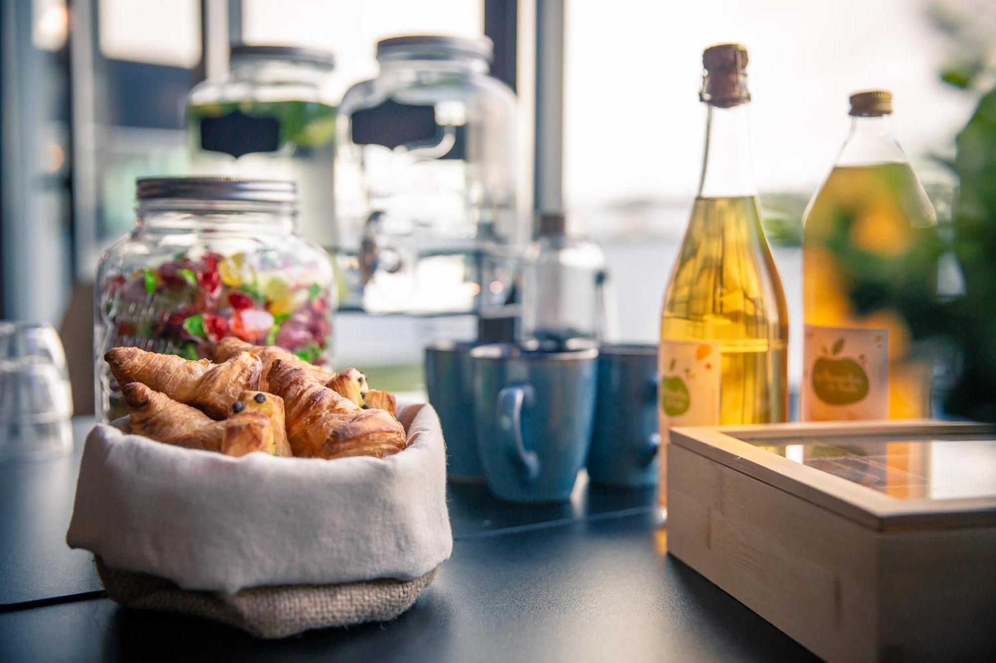 Jost Hotel Le Havre Centre Gare Zewnętrze zdjęcie